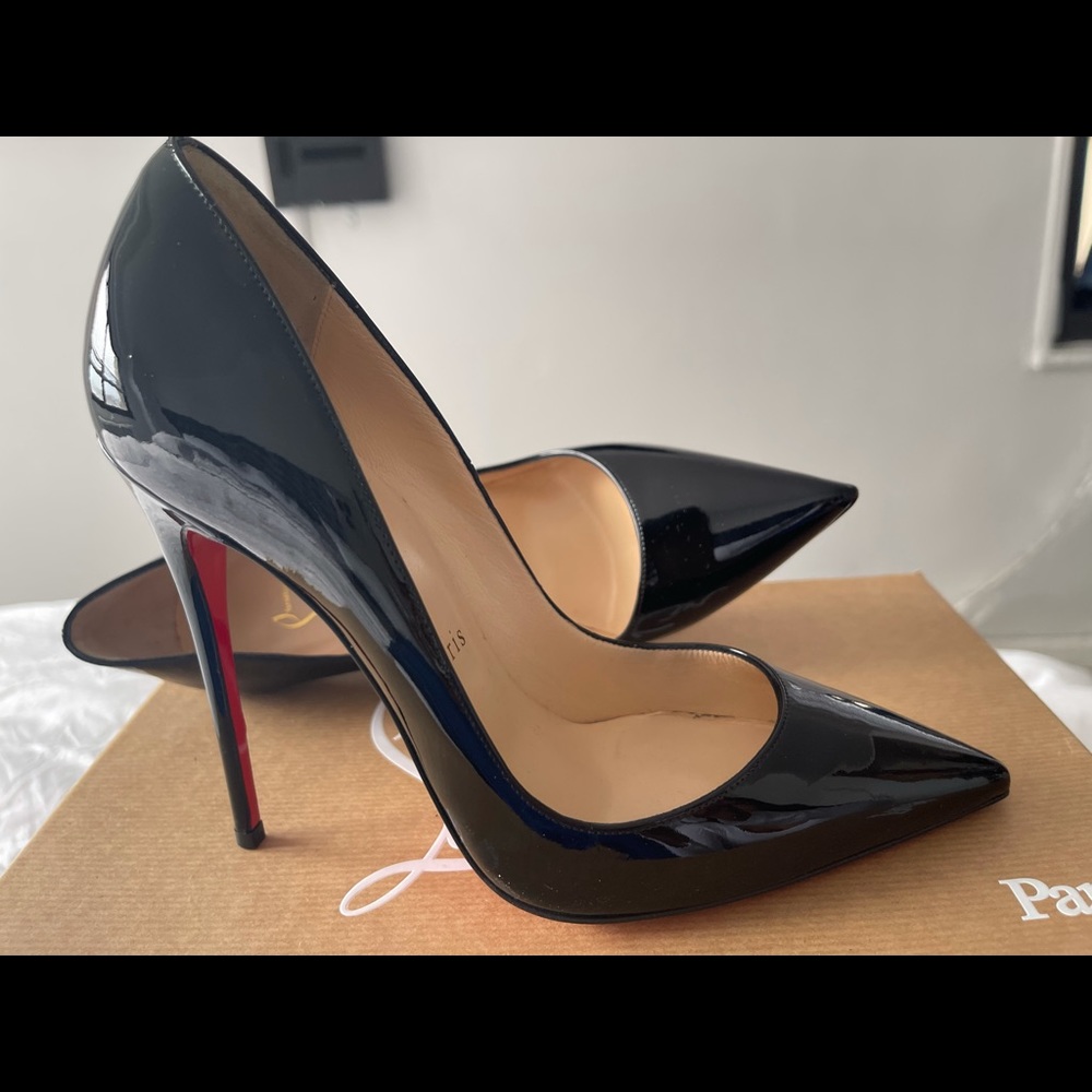Christian Louboutin So Kate